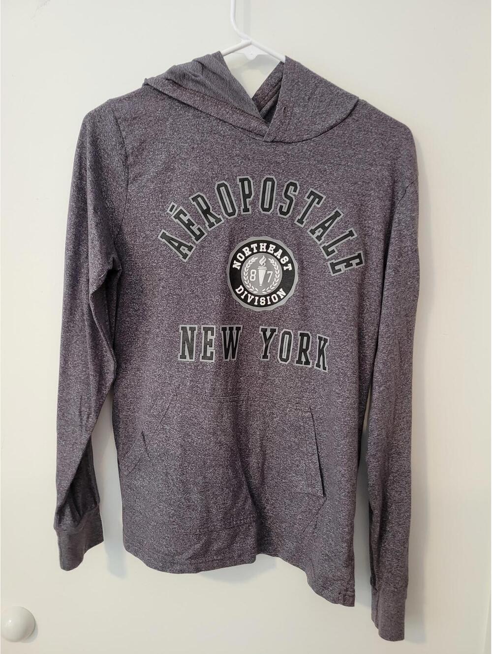 Aeropostale New York Hooded Pullover Sweatshirt